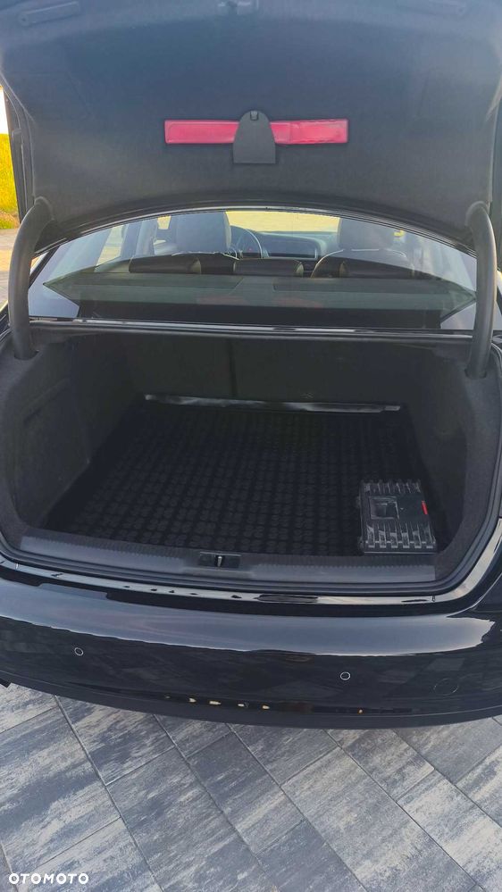 Audi A4 Limousine - 7