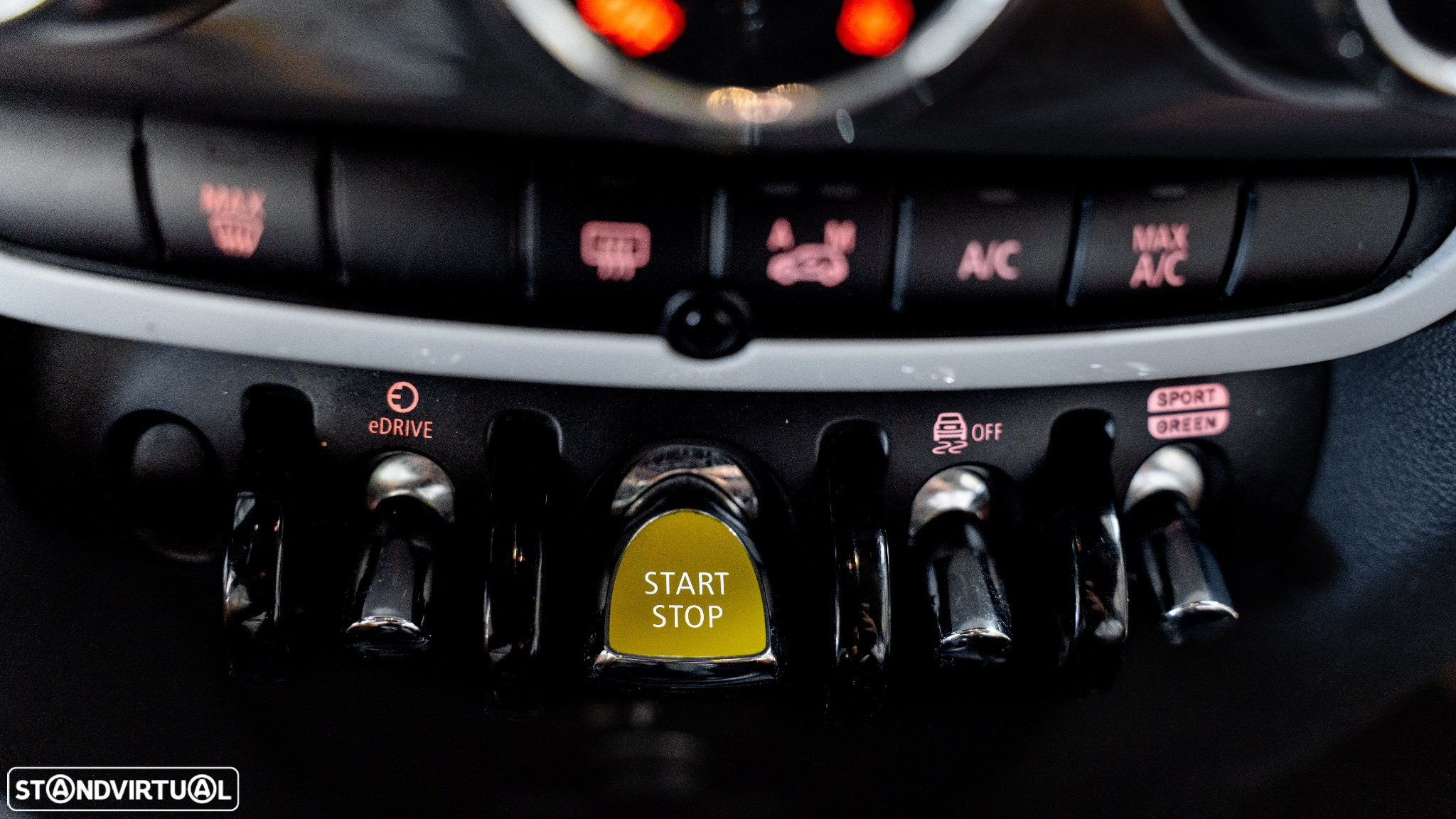MINI Countryman Cooper SE ALL4 Auto - 27