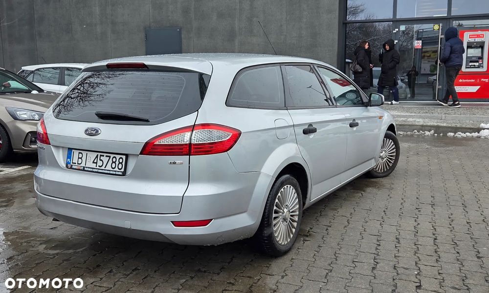 Ford Mondeo 1.8 TDCi Ambiente - 1
