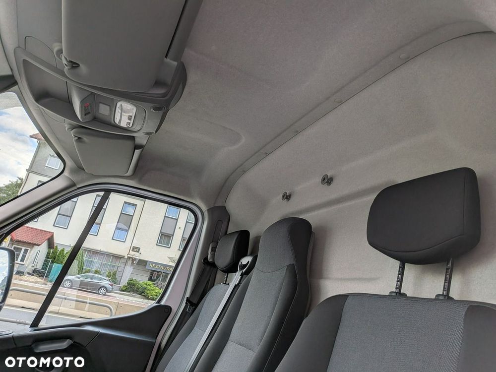 Renault Master - 18