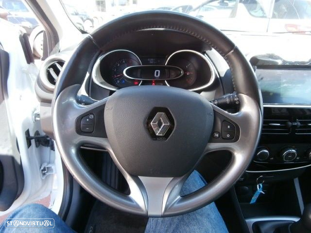 Renault Clio Sport Tourer 1.5 dCi Limited EDition - 23