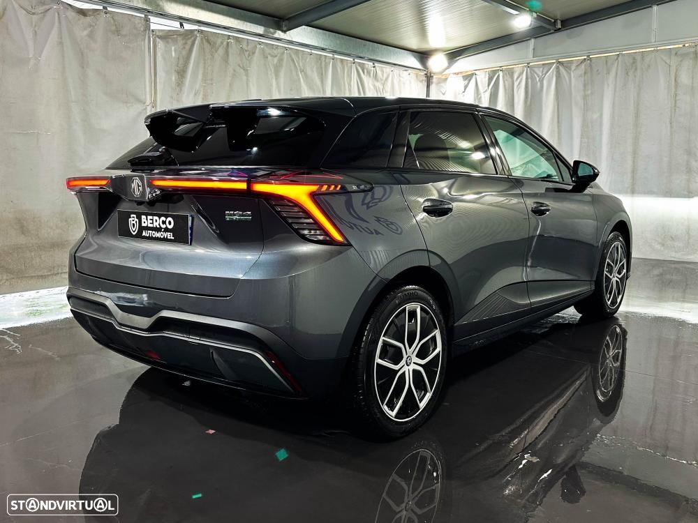 MG MG4 77 kWh Extended Range Luxury - 5