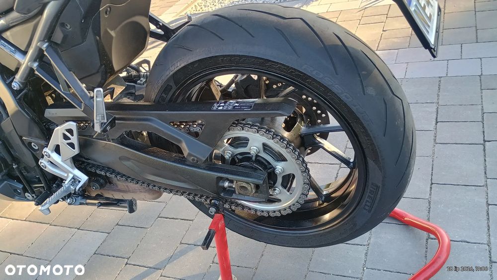 Suzuki GSX-R - 9