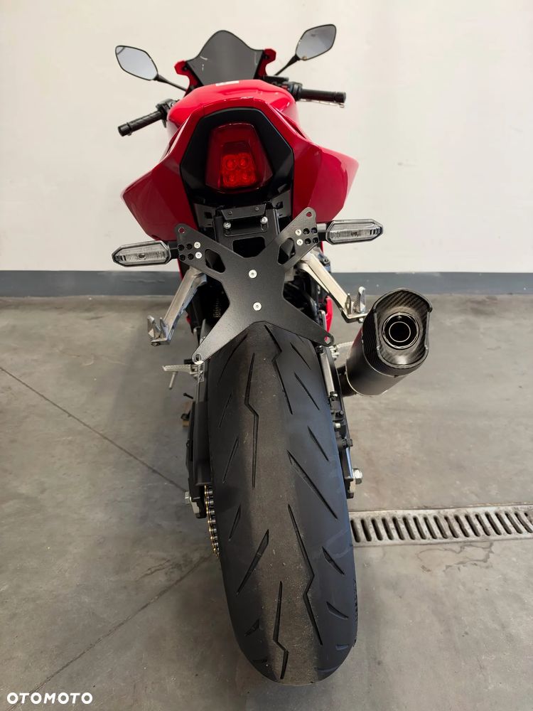 Honda CBR - 40