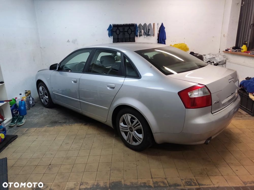 Audi A4 Limousine 1.8 T - 5