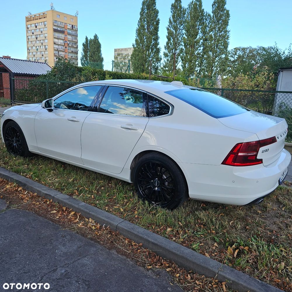 Volvo S90 - 14
