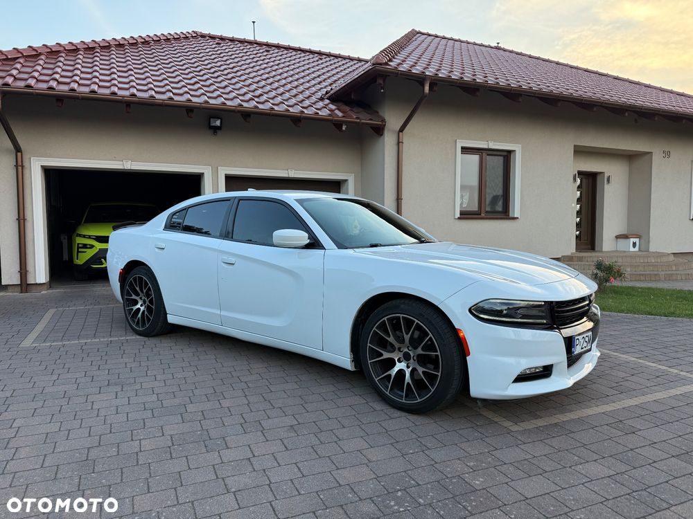 Dodge Charger - 2
