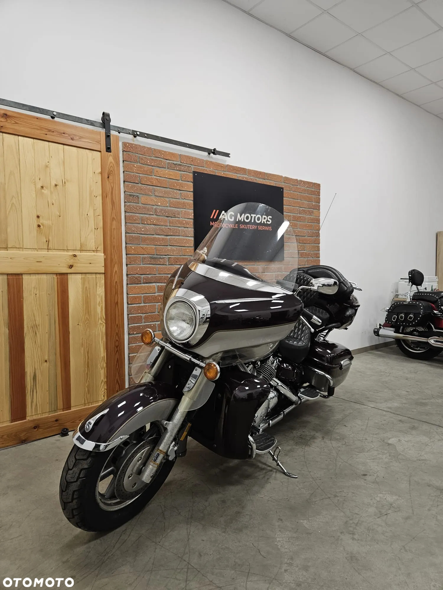 Yamaha XVZ - 2
