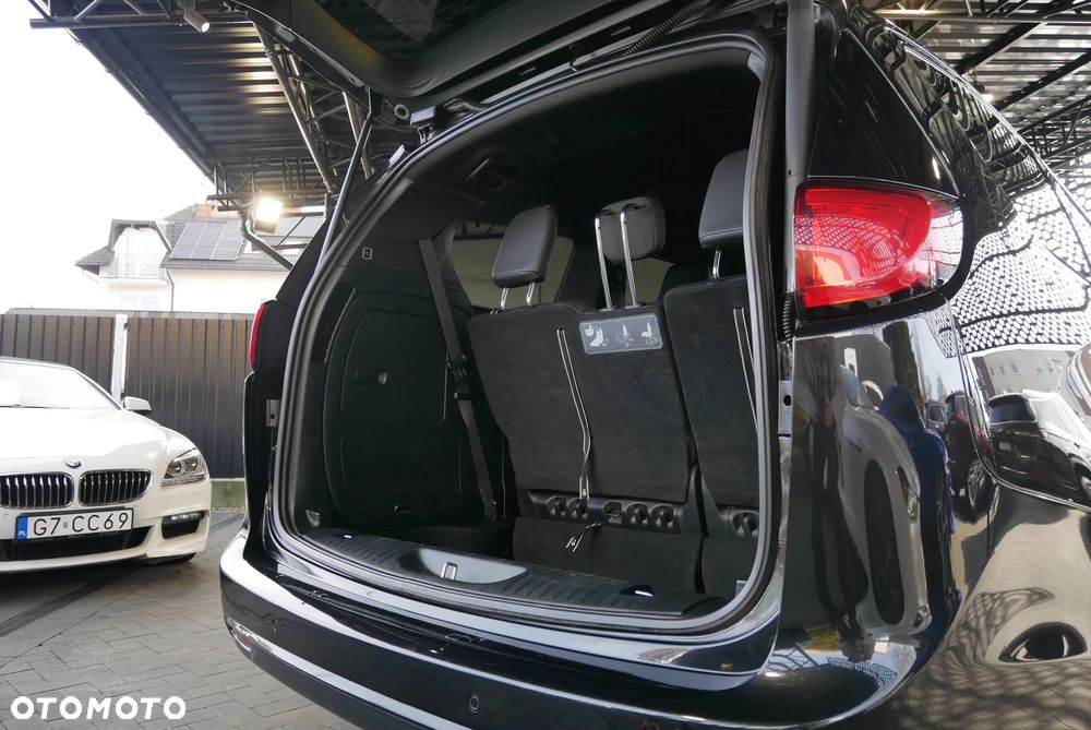 Chrysler Pacifica - 28