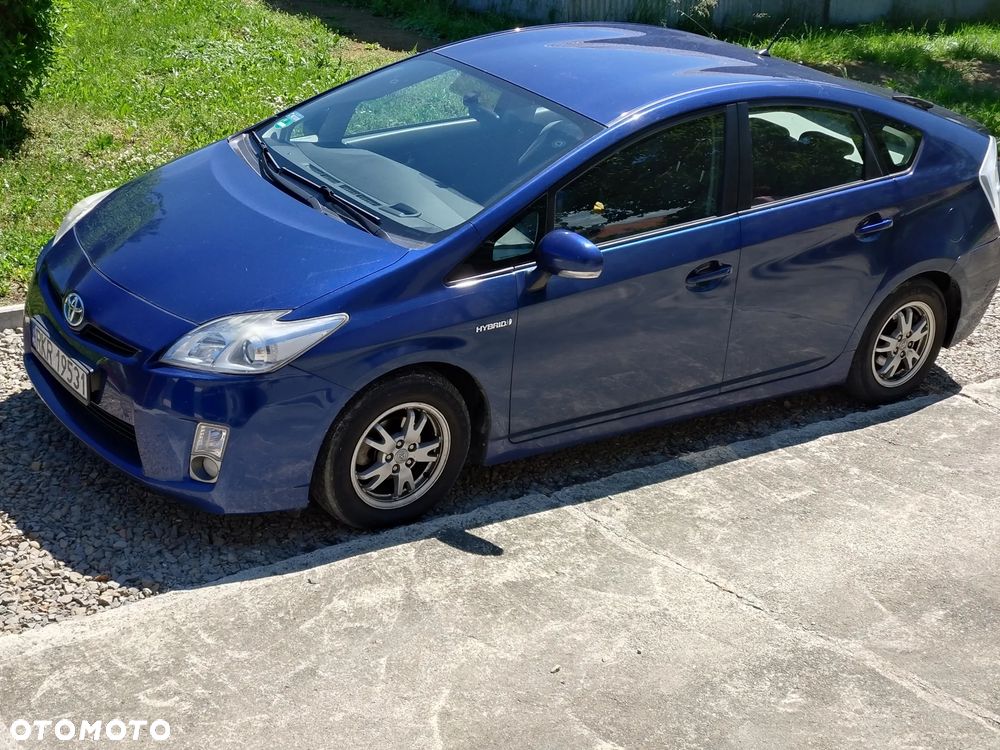 Toyota Prius 1.8 HSD Active - 29