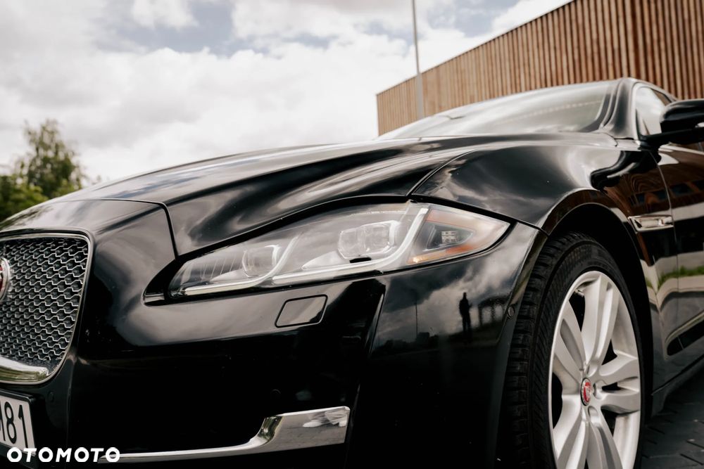 Jaguar XJ 3.0 T LWB AWD Portfolio - 31