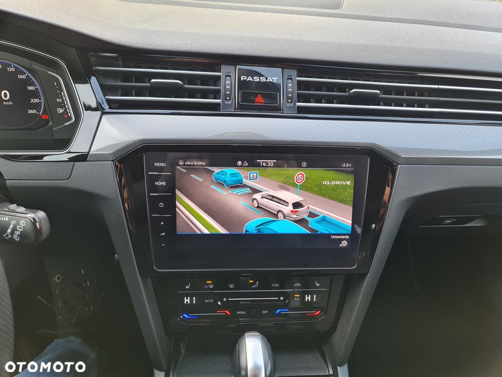 Volkswagen Passat - 16