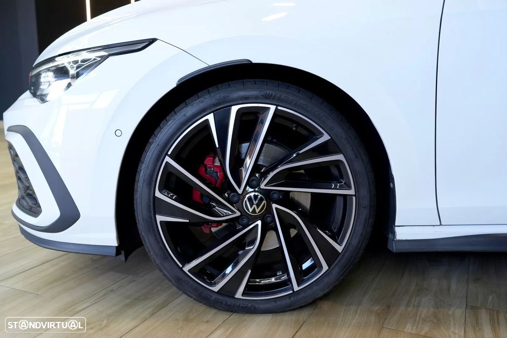 VW Golf 2.0 TDI GTD DSG - 5