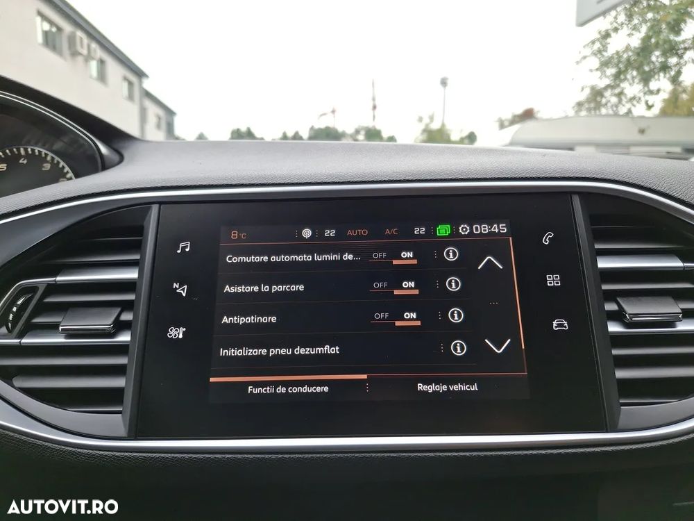 Peugeot 308 1.2 L PureTech Turbo S&S Active - 19