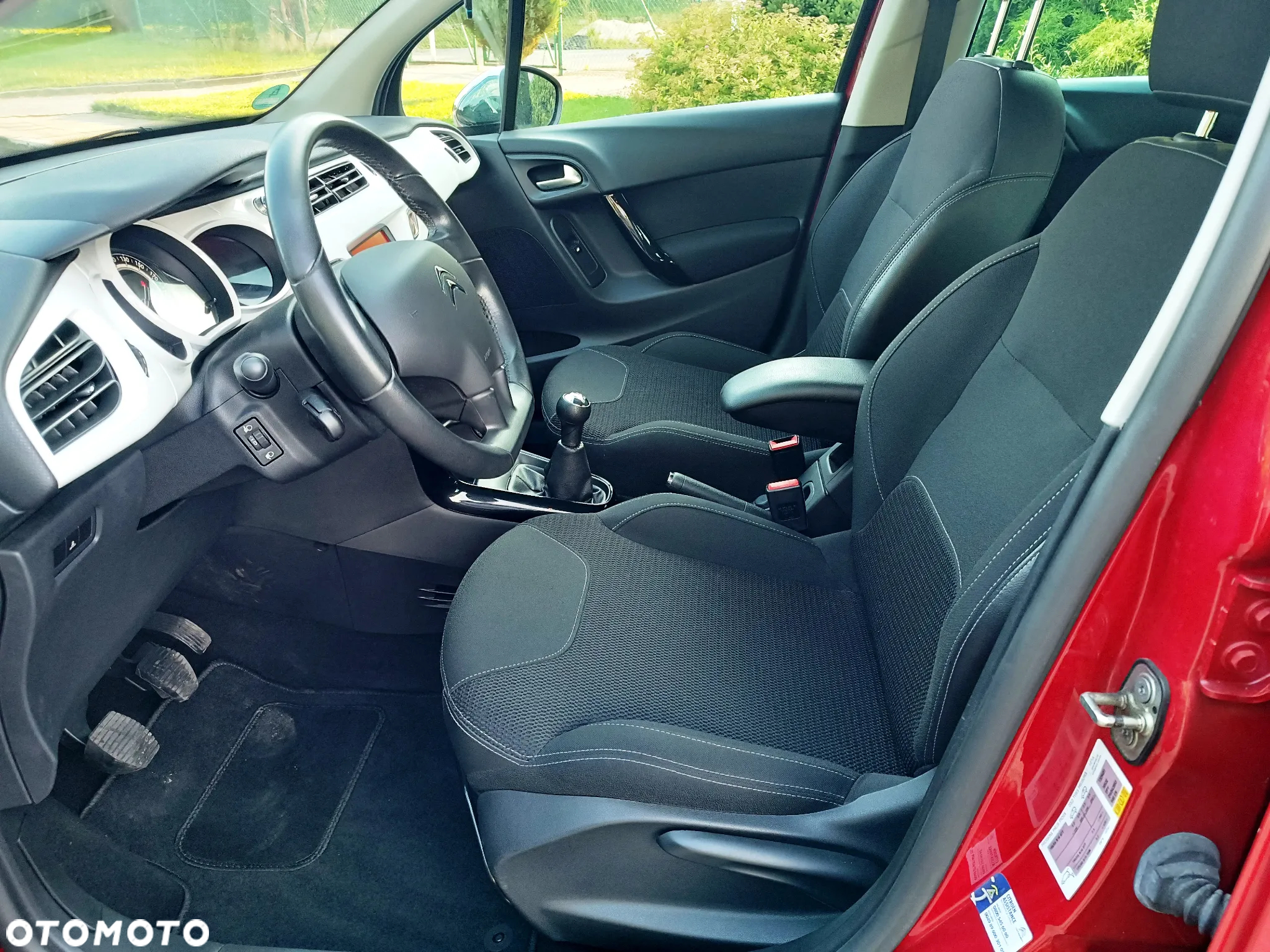 Citroën C3 1.2 PureTech Exclusive - 16