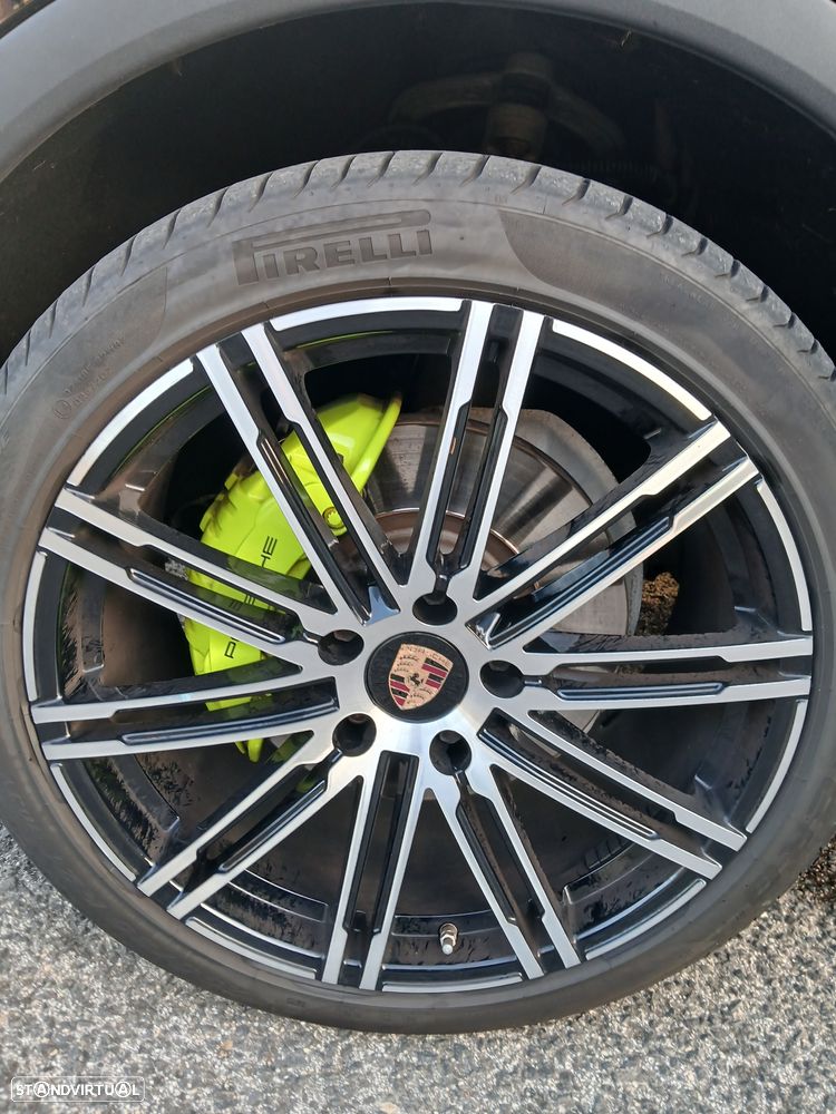 Porsche Cayenne S - 9