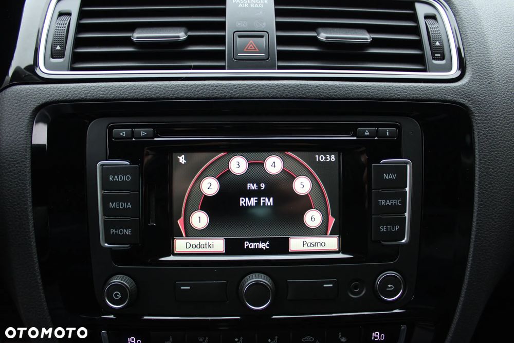 Volkswagen Jetta 1.4 TSI BMT Highline - 31