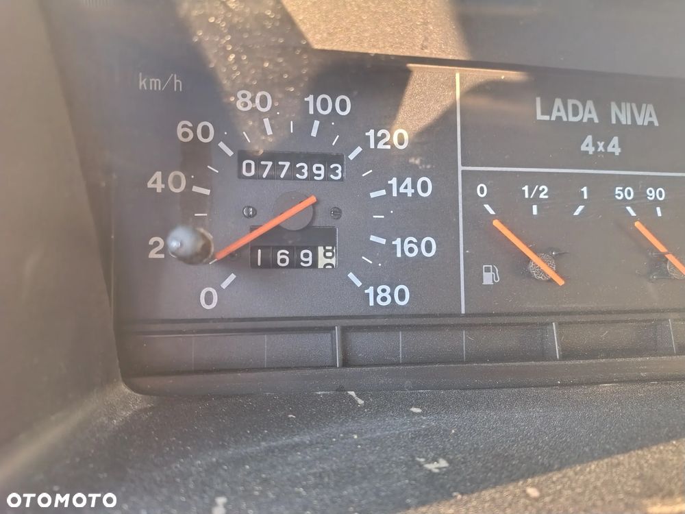 Lada Niva - 3
