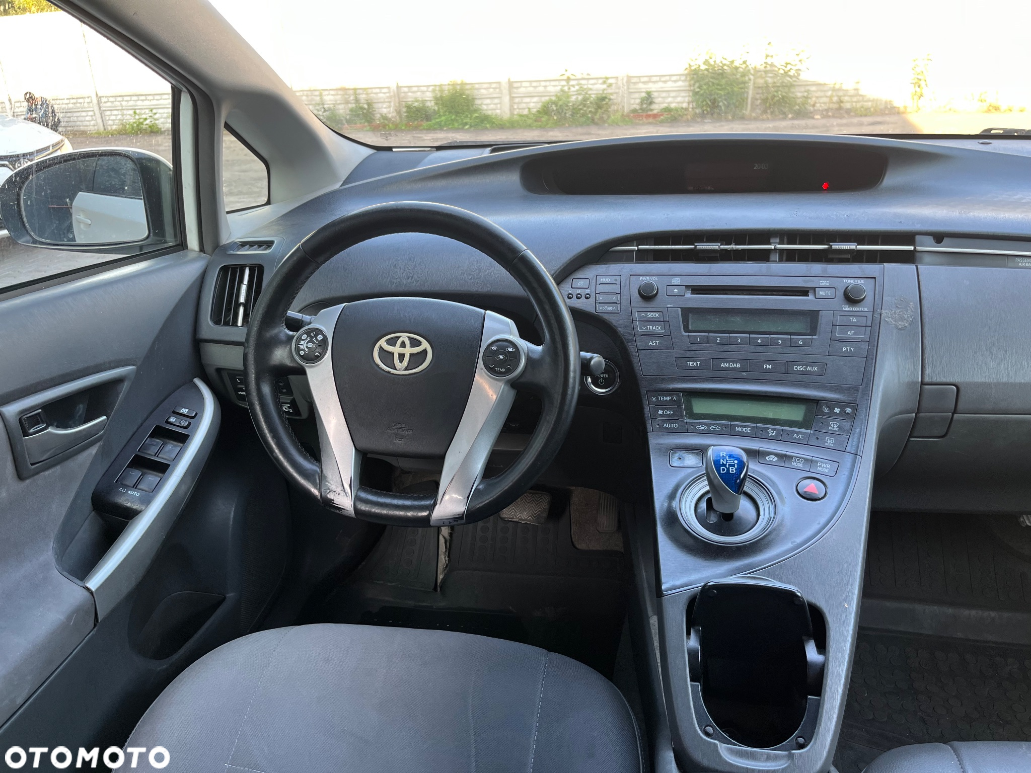 Toyota Prius 1.8 HSD Active - 12