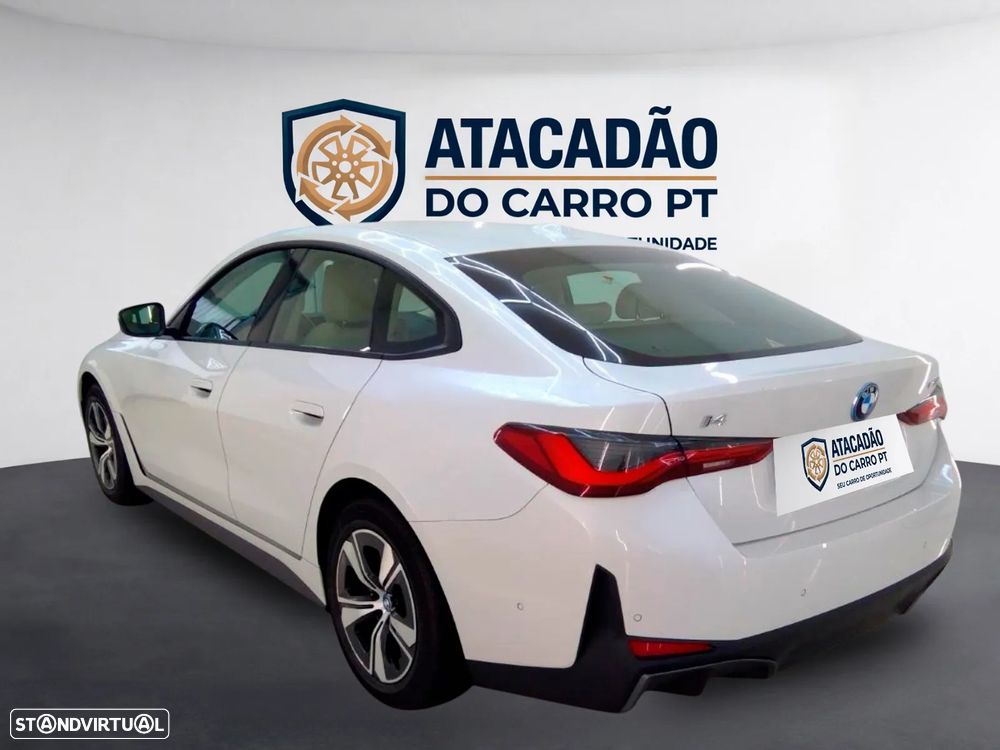 BMW i4 - 10