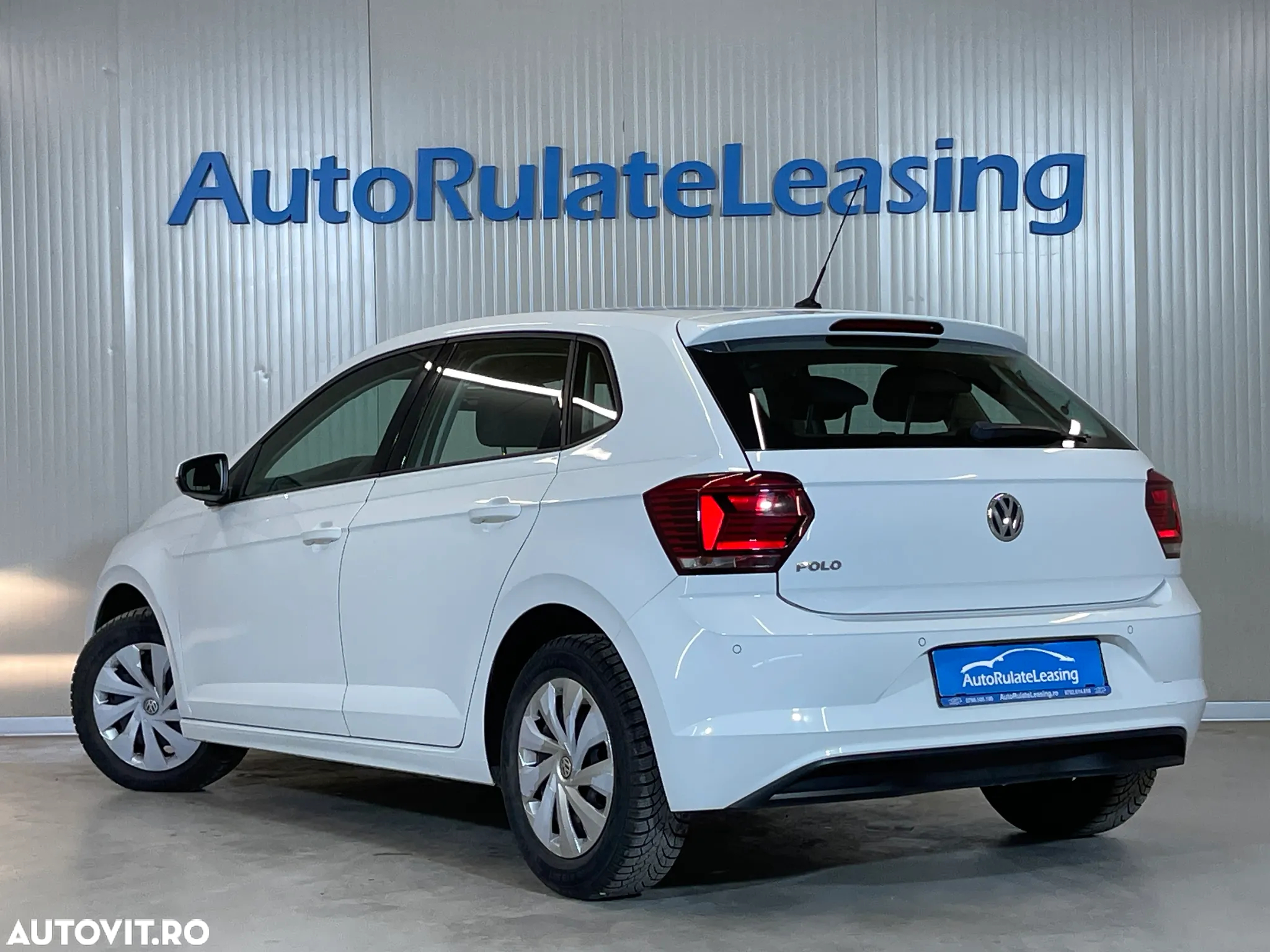 Volkswagen Polo 1.6 TDI Comfortline - 4