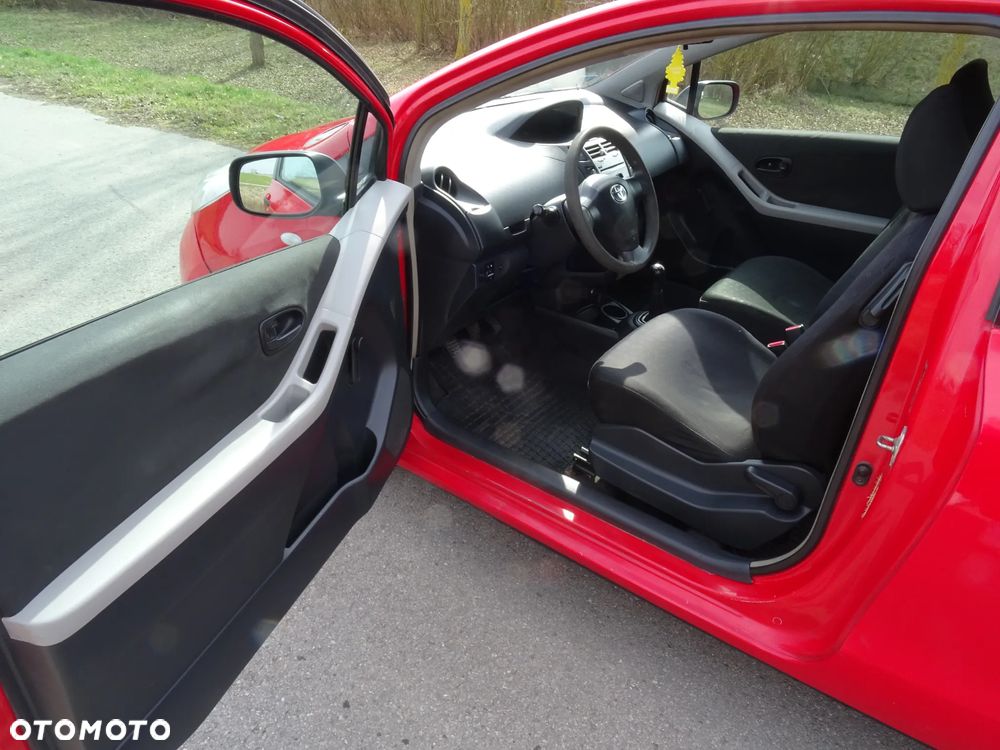 Toyota Yaris 1.0 Luna A/C - 5