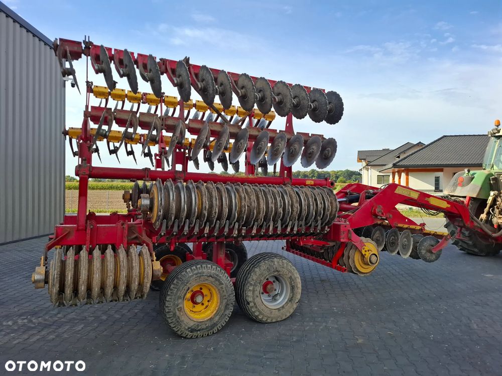 Väderstad Carrier 820 2011 rok , Nowe Talerze , Nie  Malowany , Stan Bardzo  Dobry - 11