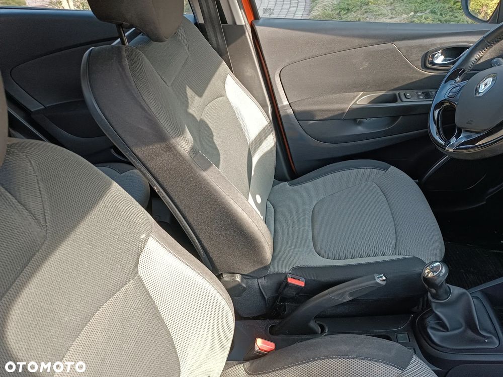 Renault Captur 0.9 Energy TCe Intens EU6 - 16