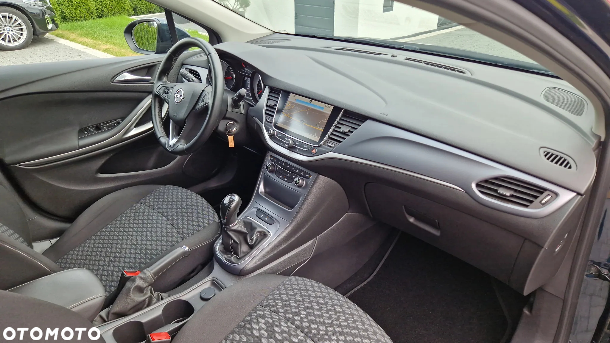 Opel Astra V 1.4 T Elite S&S - 11