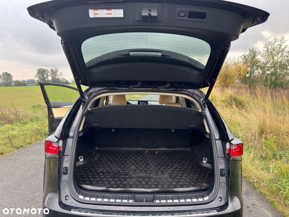 Lexus NX 300h Comfort AWD - 13