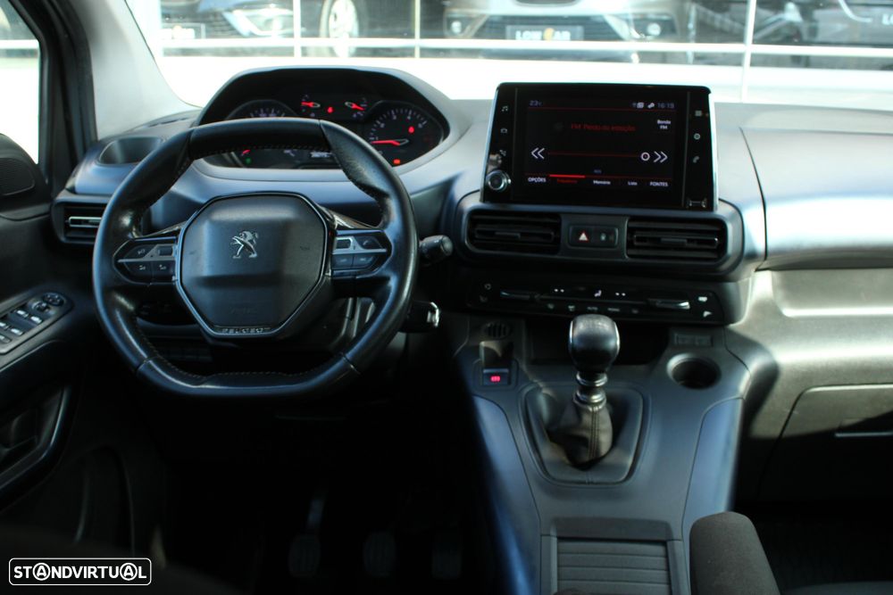 Peugeot Rifter 1.5 BlueHDi Longa Allure Pack 7L - 25