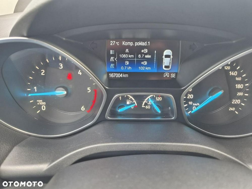 Ford Kuga - 9