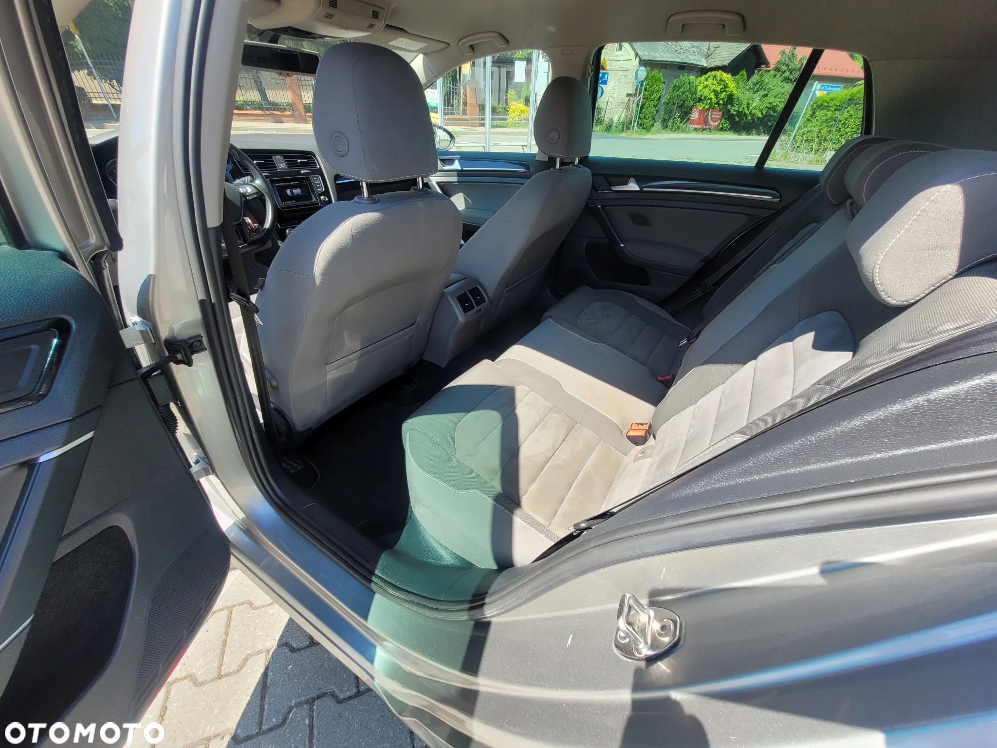 Volkswagen Golf VII 1.4 TSI BMT Highline - 22