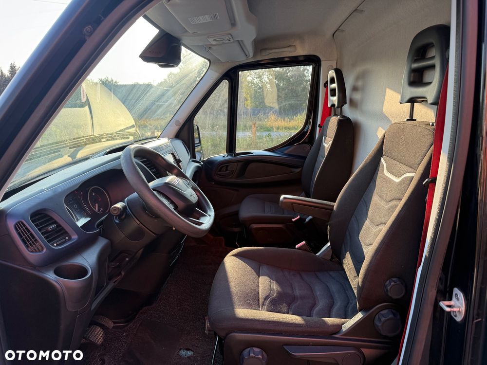 Iveco Daily 35S180 L2h2 HiMatic Ful Opcja - 22