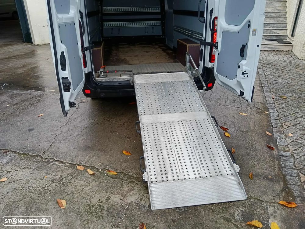 Renault Master 2.3 Dci L3H3 180 CV - 12