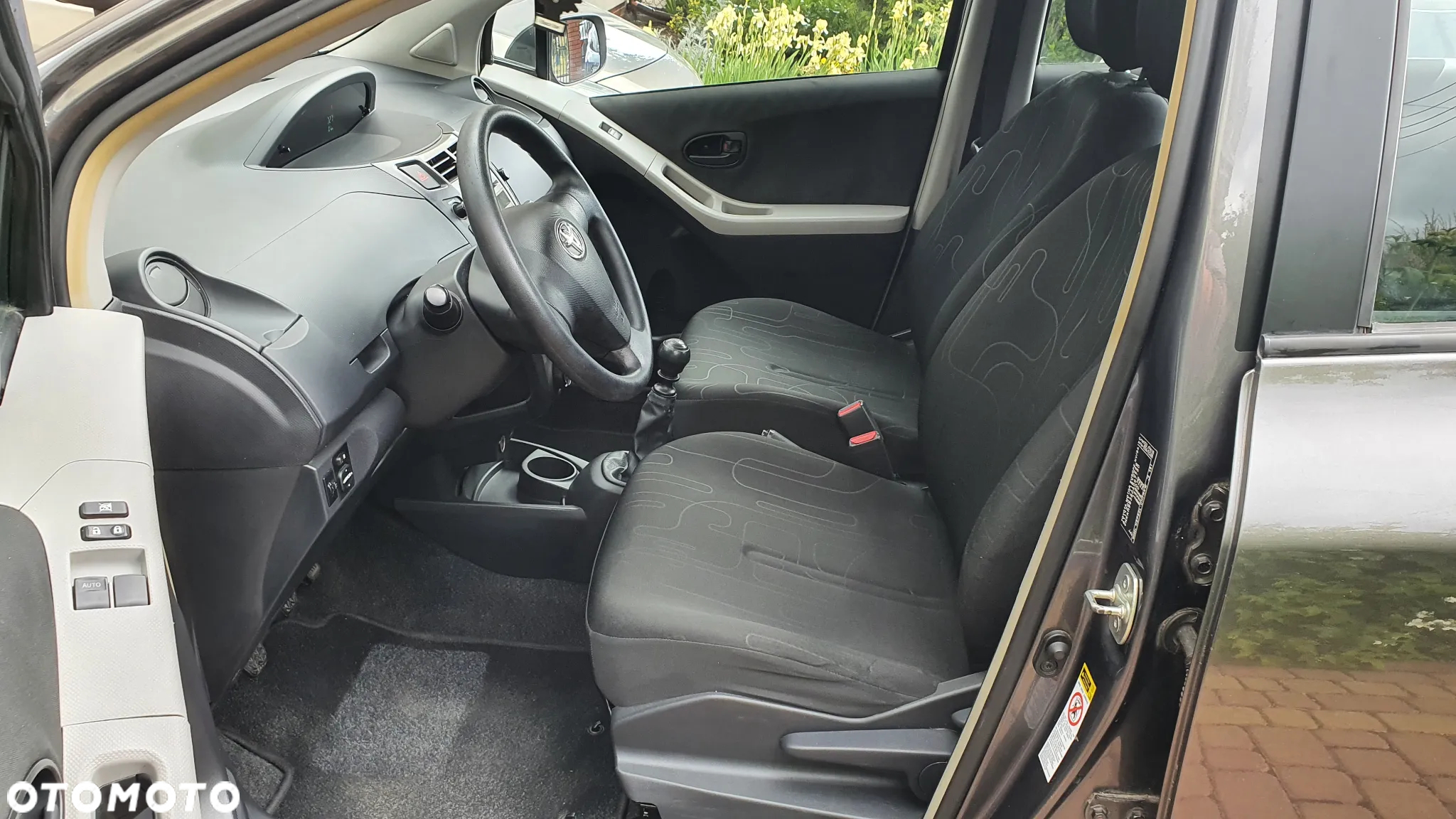 Toyota Yaris 1.33 Luna Start - 11
