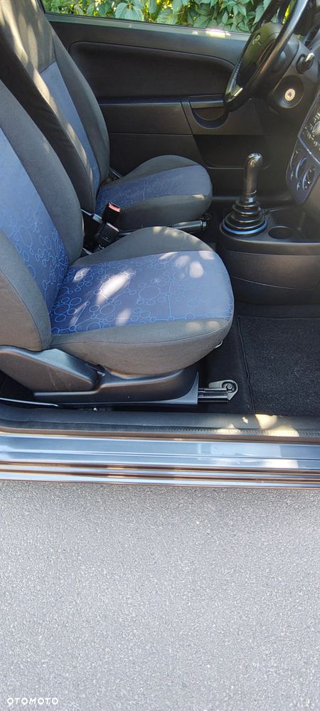 Ford Fiesta 1.4 Style - 28