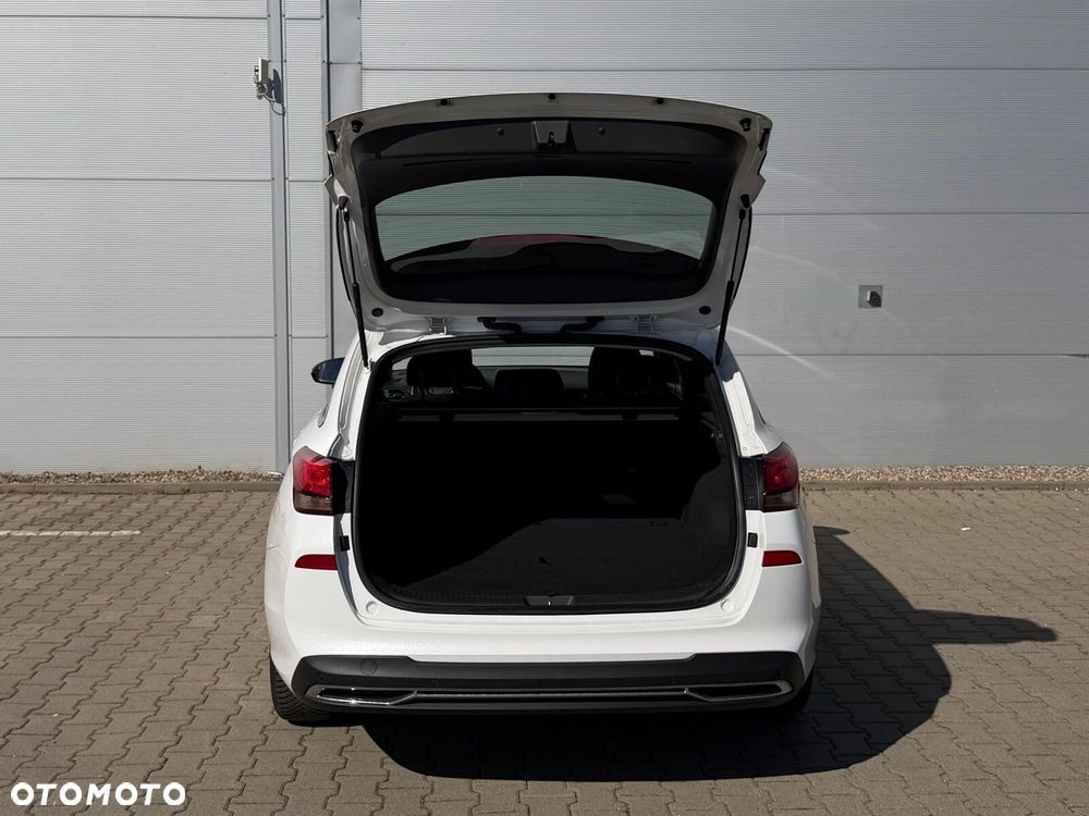 Hyundai i30 1.5 T-GDI 48V Smart - 9