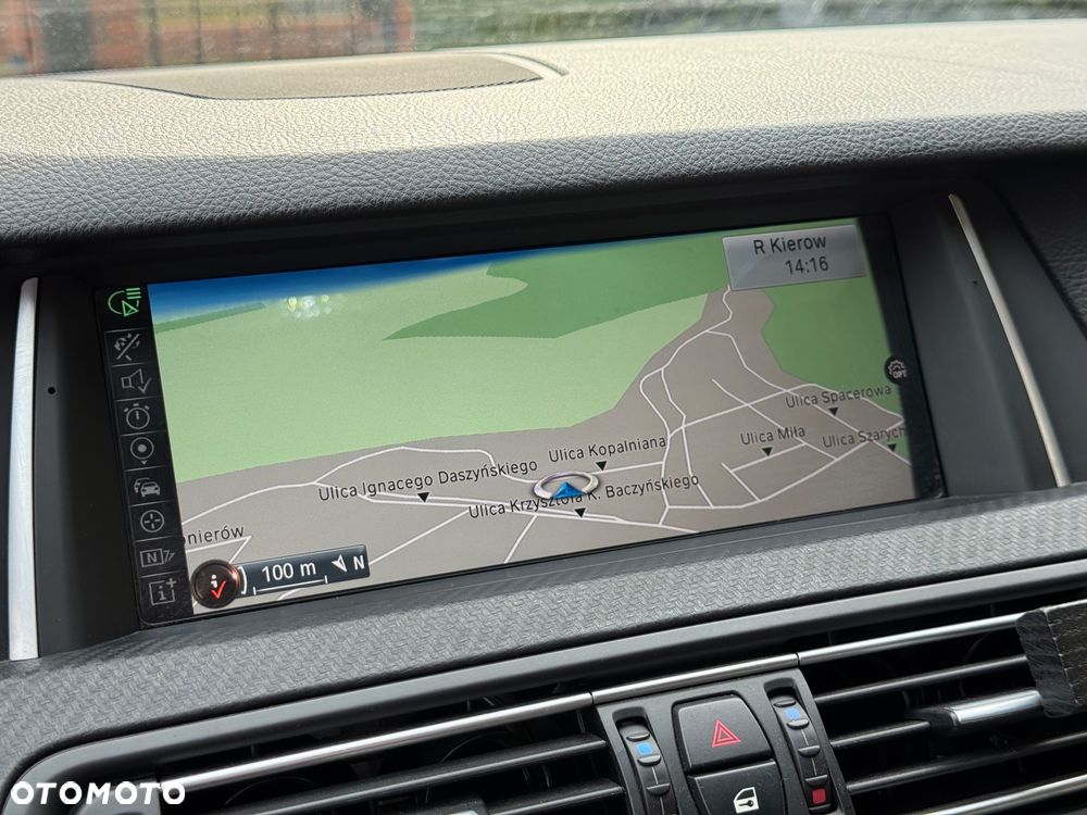 BMW Seria 5 530d xDrive Sport-Aut Luxury Line - 27