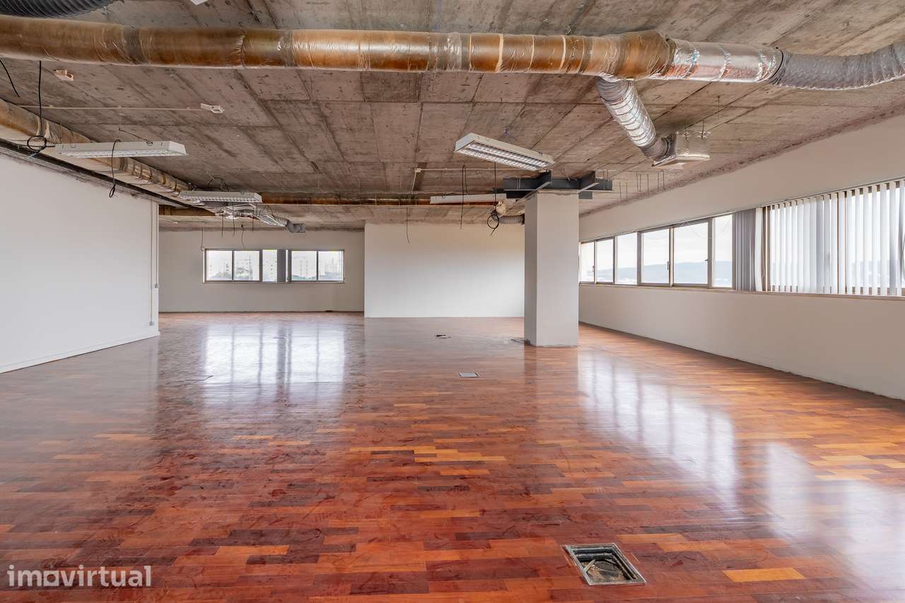 Escritório para Venda em Miraflores – 335 m² | Vista Desafogada | 3 Fr - Grande imagem: 3/25
