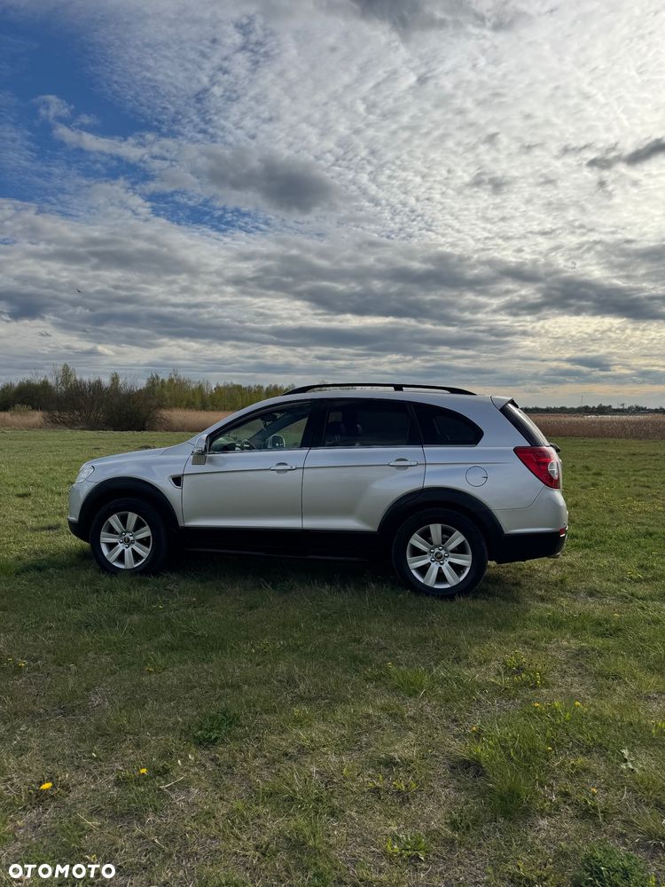 Chevrolet Captiva 2.0 d High - 5