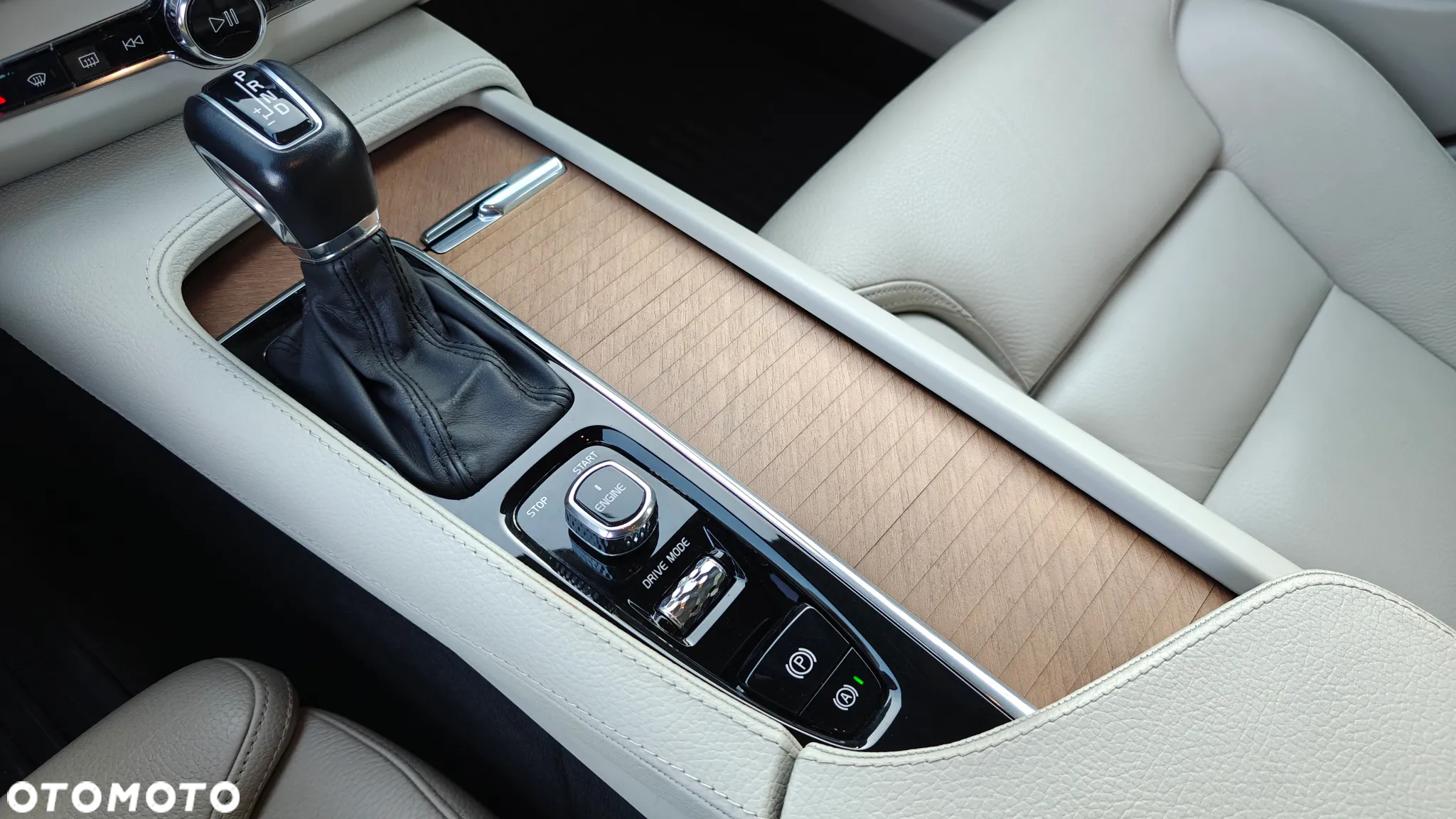 Volvo V90 D4 Geartronic Inscription - 20