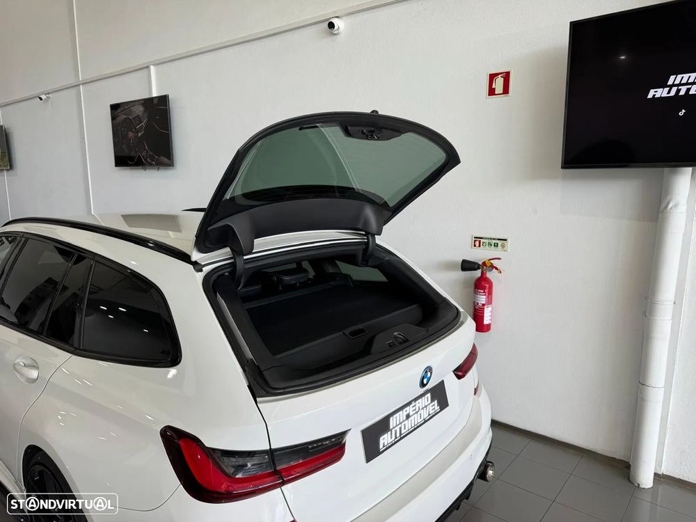 BMW 330 e Touring Pack M Auto - 13