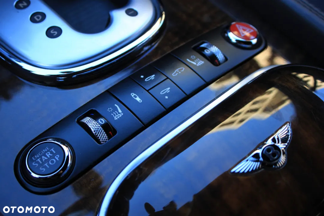 Bentley Continental GT V8 - 13