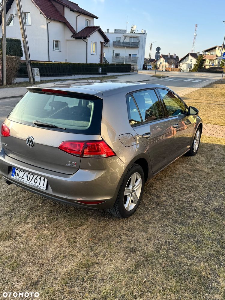 Volkswagen Golf 1.6 TDI BMT Comfortline DSG - 4