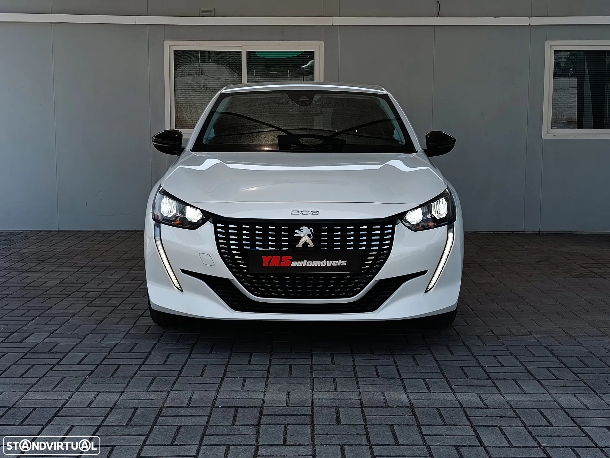 Peugeot 208 - 2