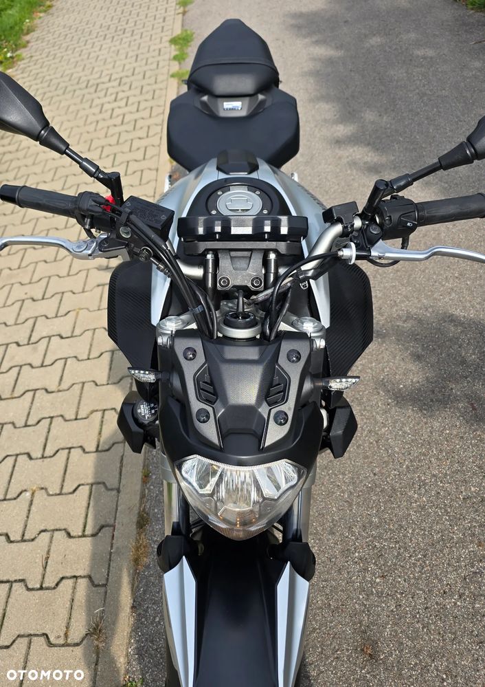 Yamaha MT - 17