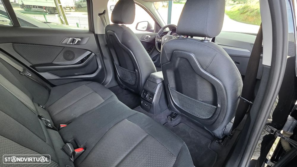 BMW 116 i Line Sport - 18