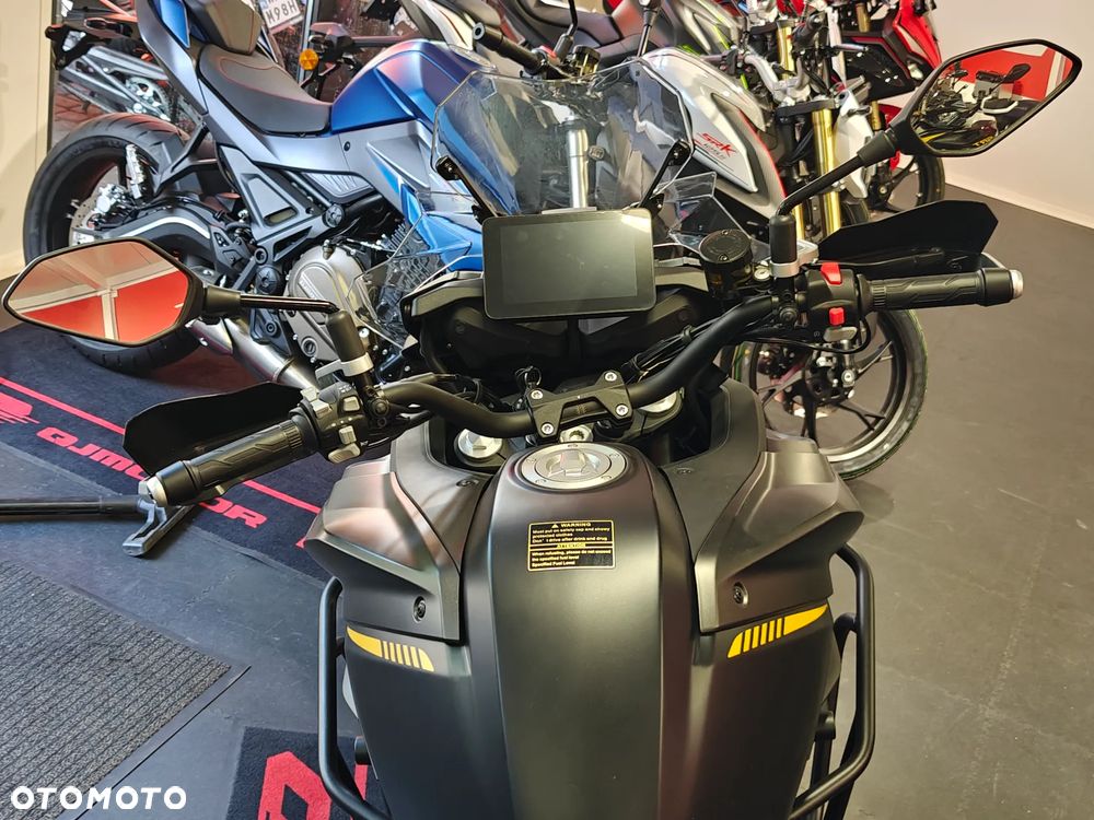 QJMOTOR SRT 800SX - 8