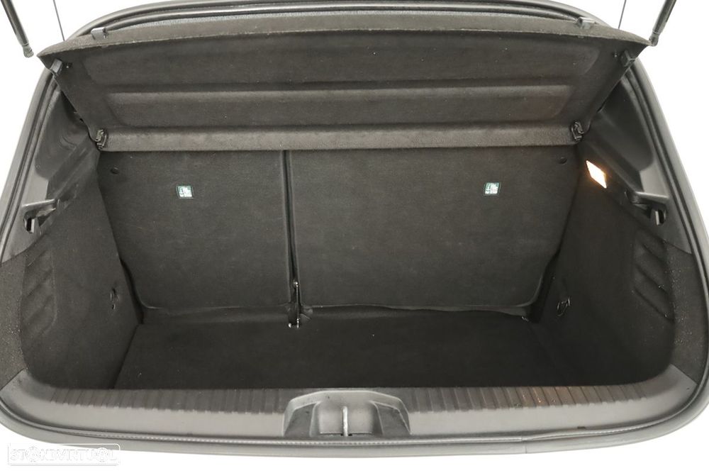 Renault Clio 1.0 TCe Techno CVT - 24